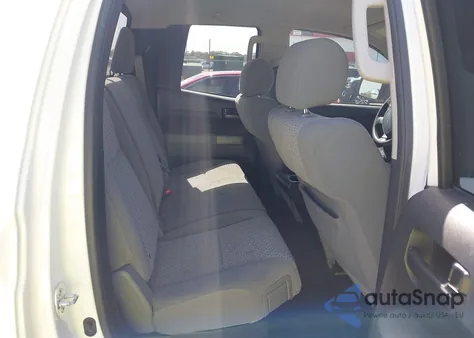 2012 Toyota Tundra Grade 5.7L V8 z USA, uszkodzony, nr VIN 5TFUW5F19CX258672